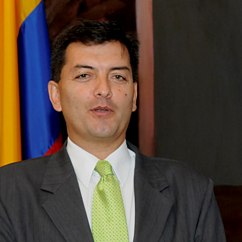 Luis Alfonso Hoyos Aristizábal