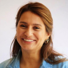 Paola Holguín Moreno