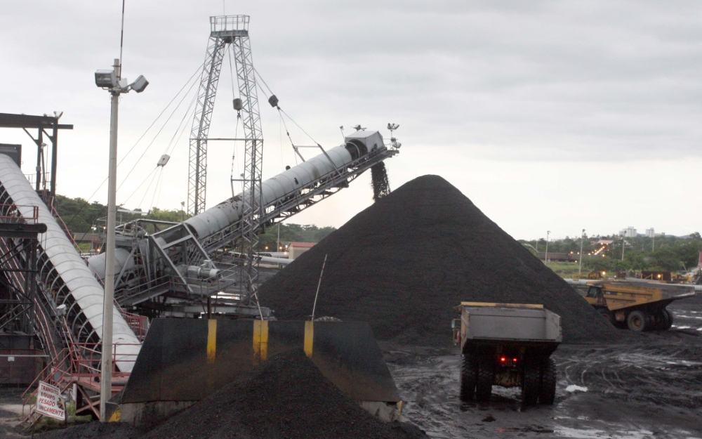 El carbón, la pata que le falta a la transición energética de Duque